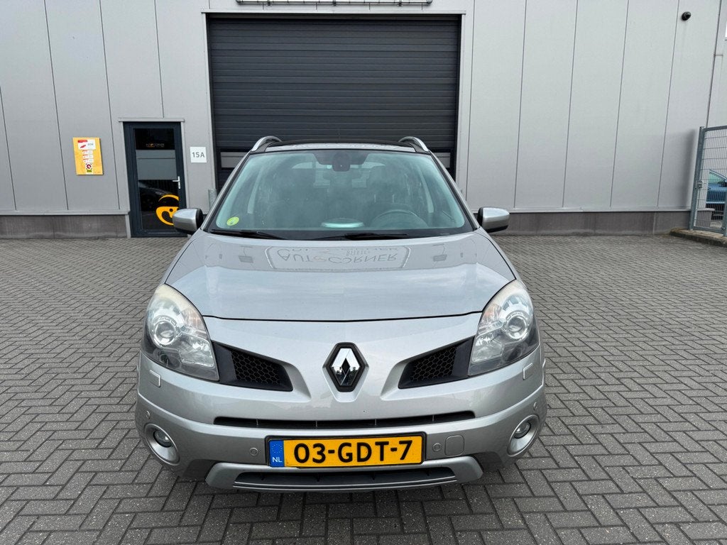 Renault Koleos 2.5 Dynamique Luxe, Auto's, Renault, Voorwielaandrijving, Koleos, Gebruikt, 4 cilinders