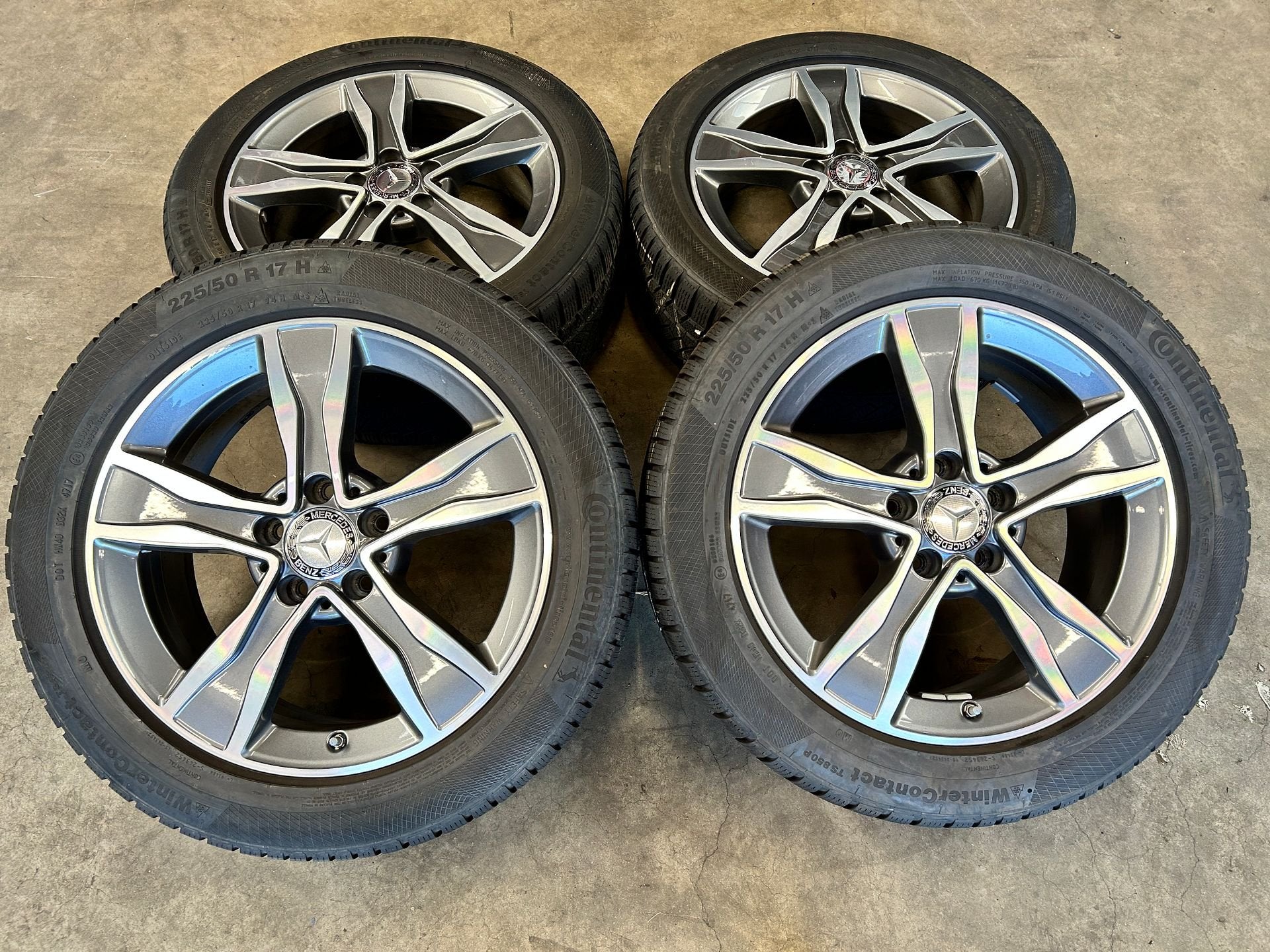 17 inch originele velgen + winterbanden MB C klasse W205, Auto-onderdelen, Gebruikt, -, -, Banden en Velgen