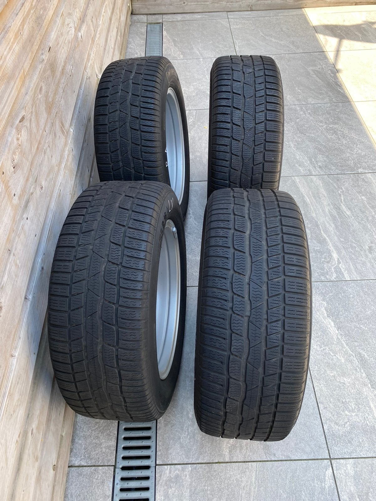 Continental winterbanden 225-55-16 voor  Volvo modellen, Ophalen, 16 inch, Winterbanden, 225 mm