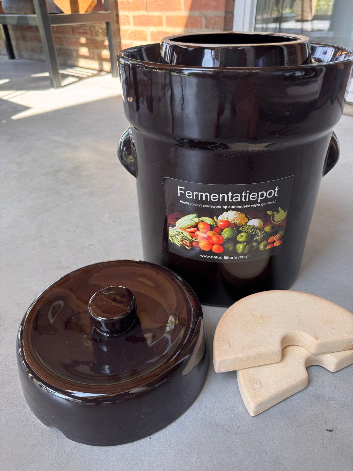 Nieuwe Fermentatiepot Bruin 10L met Verzwaringselementen, Huis en Inrichting, Ophalen, Overige typen, Nieuw, Steen/keramiek