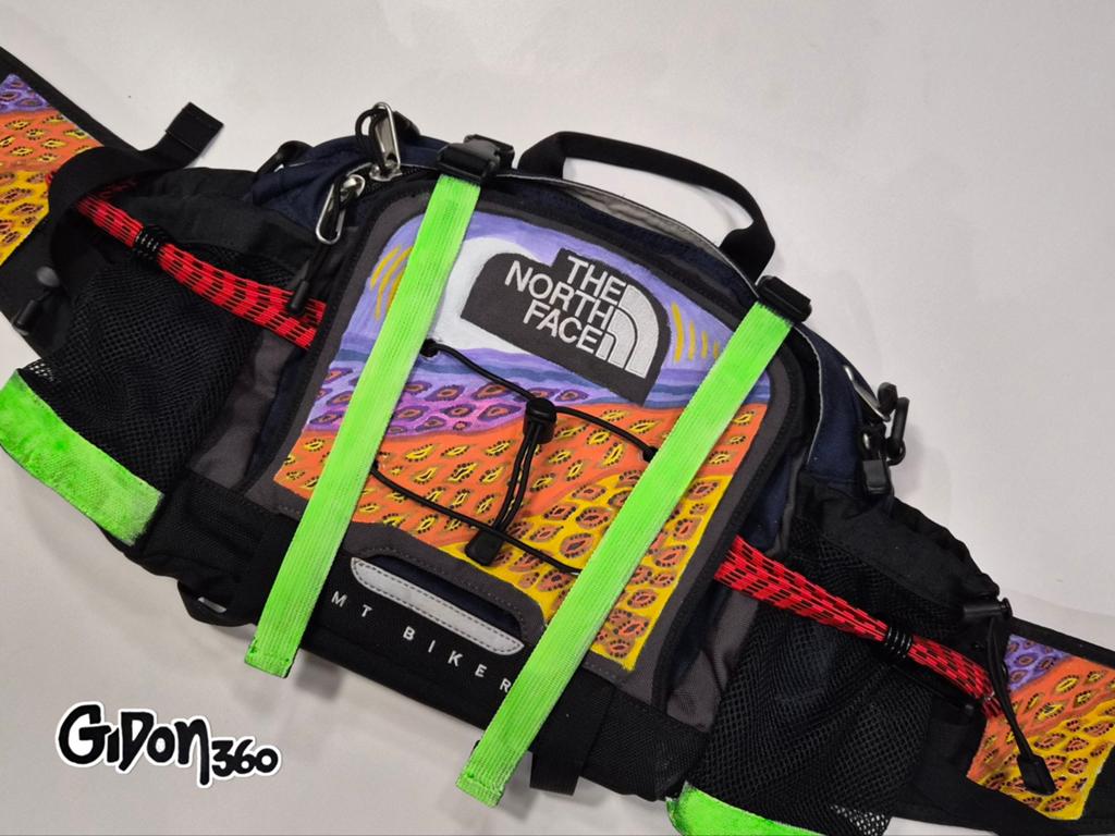 The North Face bag.
TNF Vintage, Custom made, Verzenden, Gebruikt, Overige merken