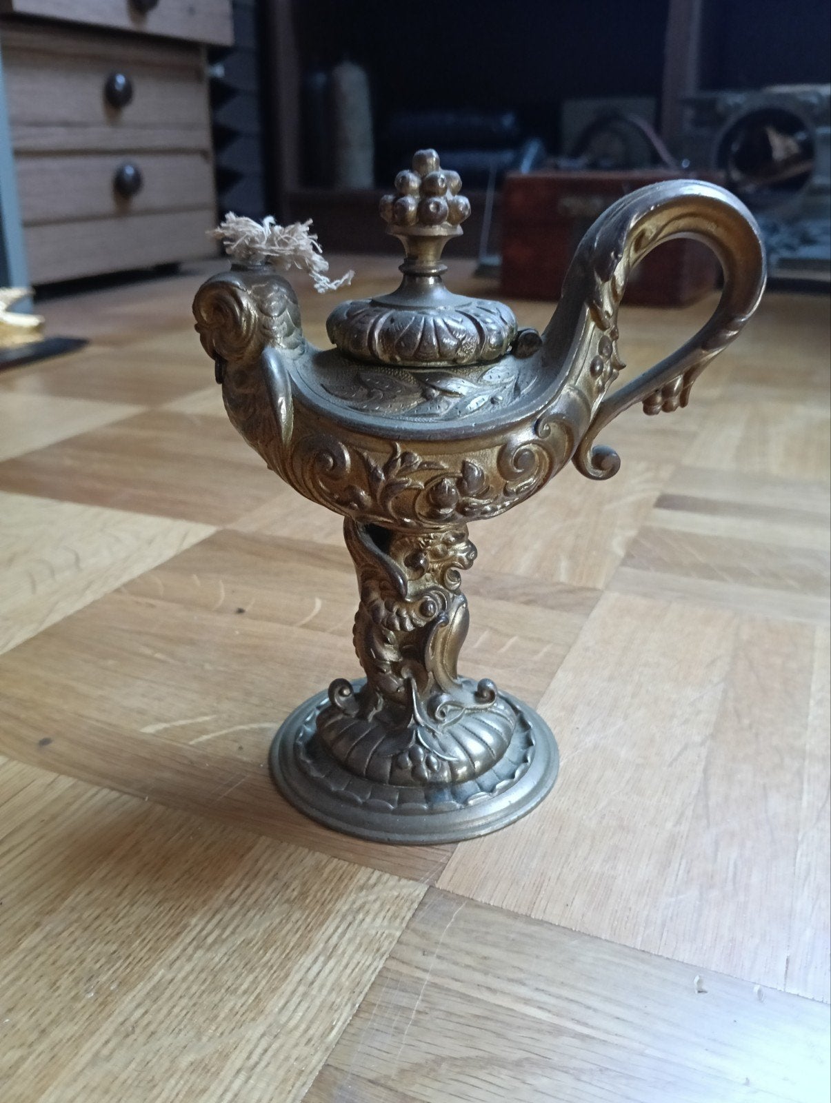 Antieke olielamp in messing/brons, Ophalen of Verzenden