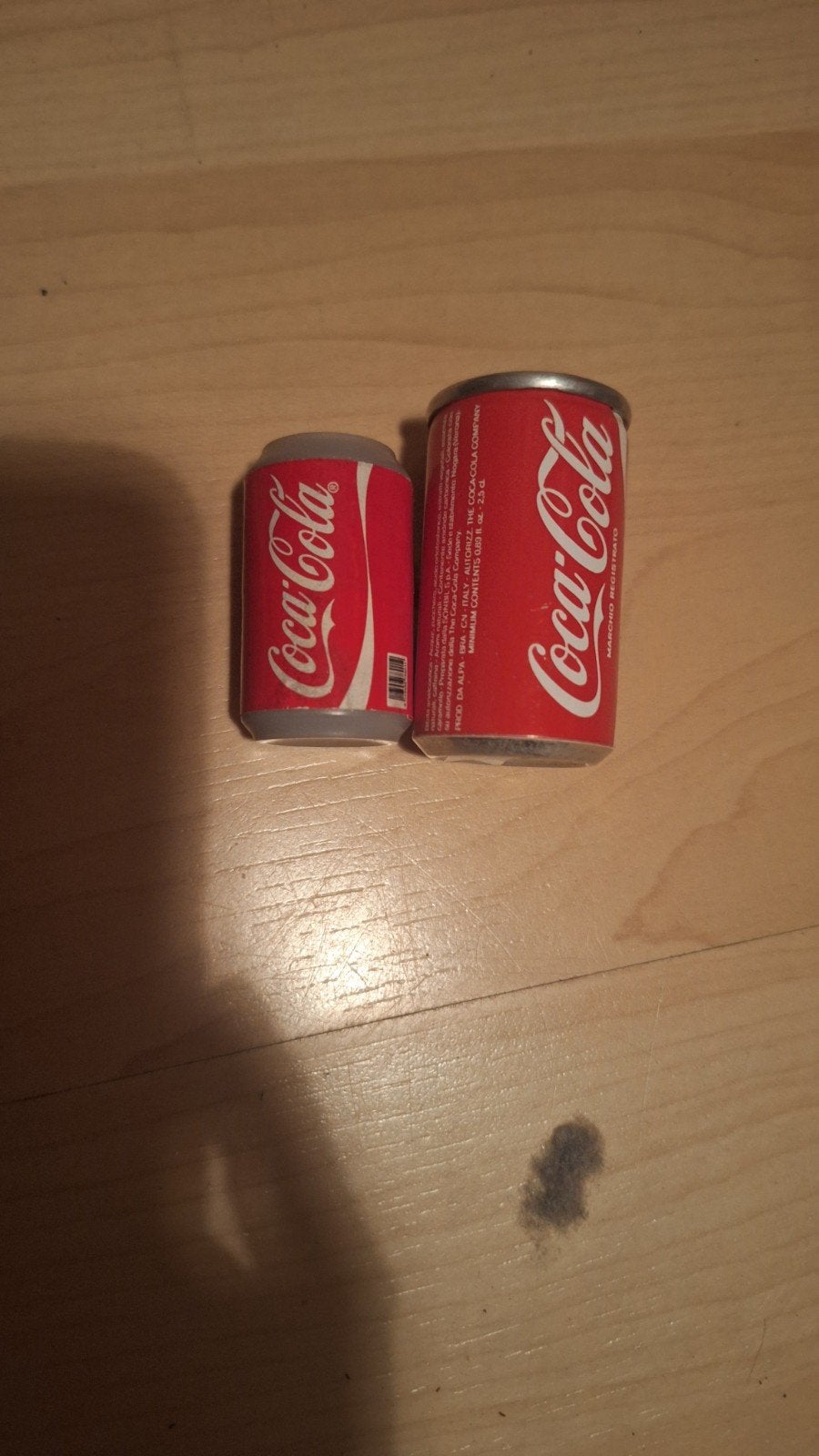 2 mini Coca-Cola blikjes: 1 ijzer, 1 plastic, Ophalen, Gebruikt
