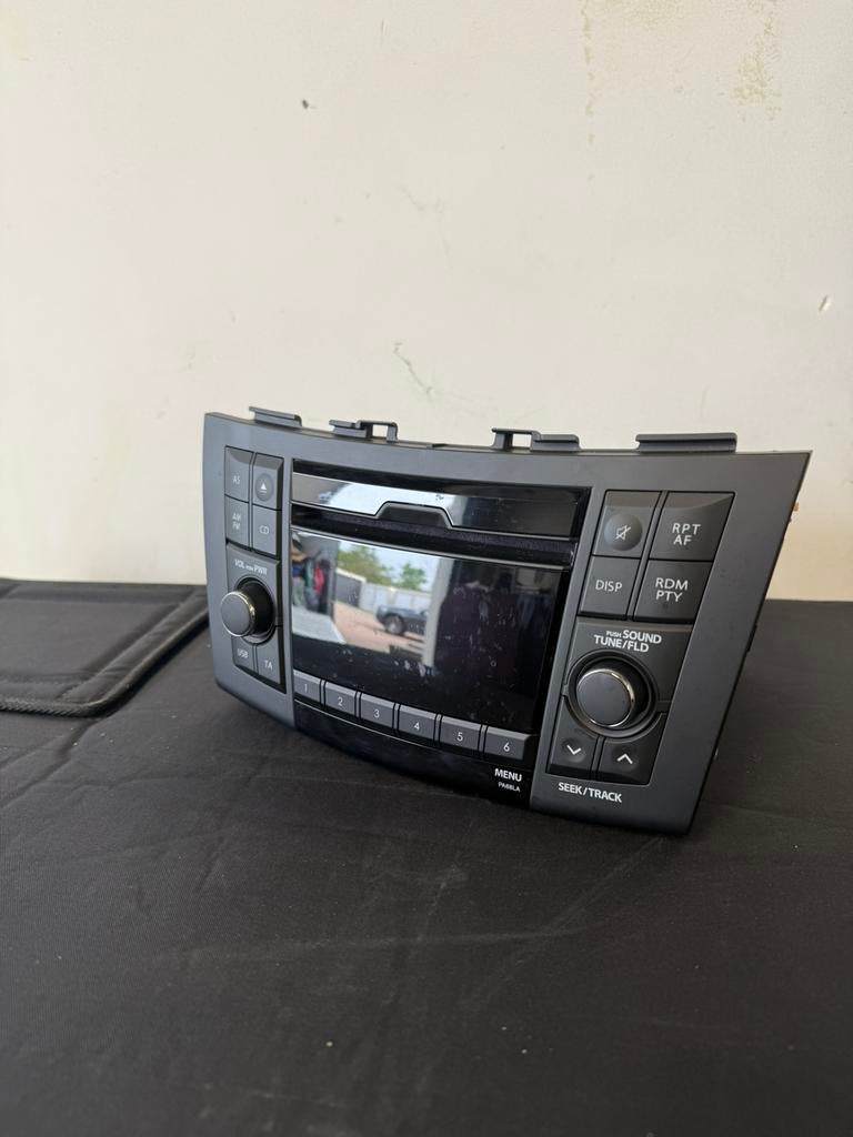 Originele autoradio Suzuki Swift, Auto diversen, Autoradio's, Ophalen of Verzenden, Zo goed als nieuw