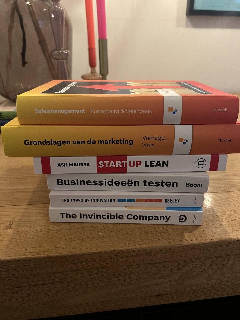 Ondernemerschap & Retail Management schoolboeken, Boeken, Ophalen of Verzenden, Zo goed als nieuw, Economie en Marketing