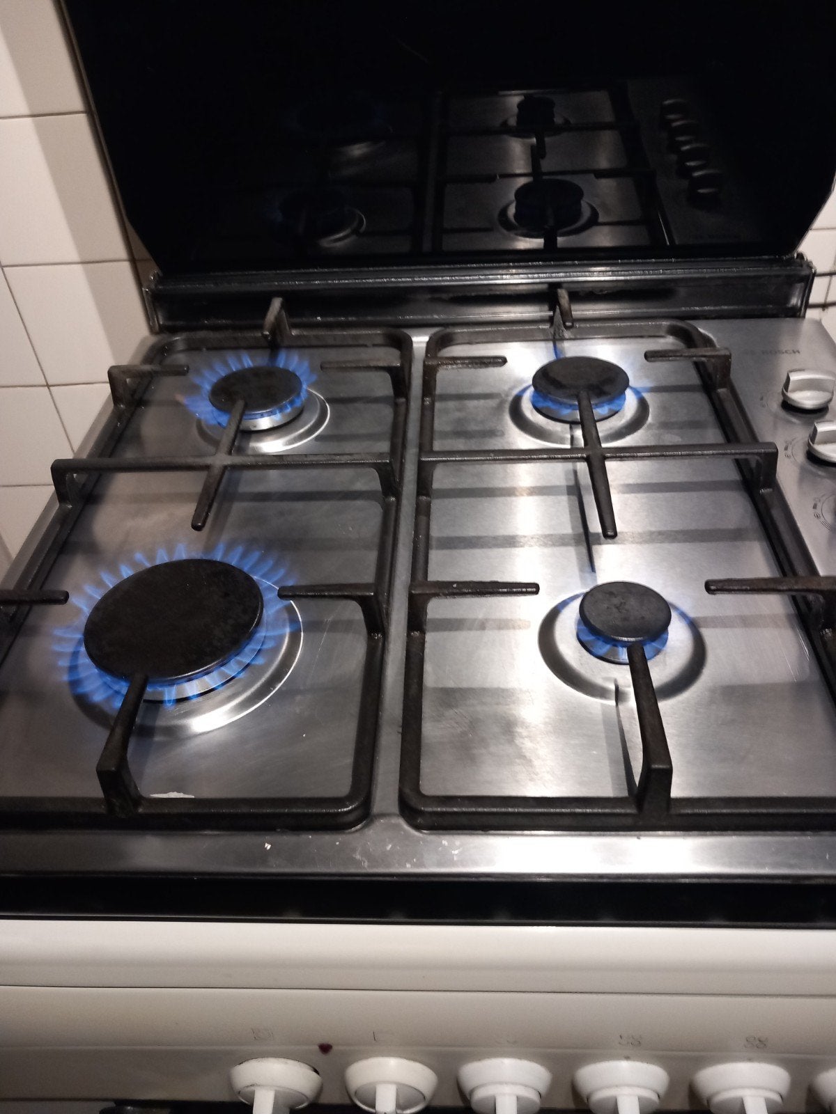 Bosch kookplaat met electrische ontsteking en gasslang, Witgoed en Apparatuur, Ophalen, 4 kookzones, Zo goed als nieuw, Gas