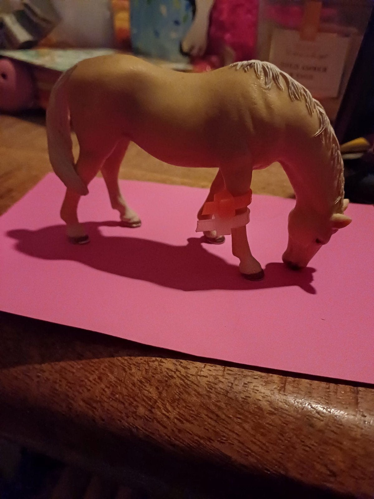Schleich  grasende Akhal Teke, Verzamelen, Dierenverzamelingen, Ophalen of Verzenden, Zo goed als nieuw, Paard, Beeldje of Figuurtje