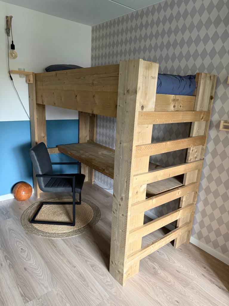 Handgemaakte stoere hoogslaper met bureau steigerhout, Hoogslaper, Eenpersoons, 210 cm, Ophalen of Verzenden