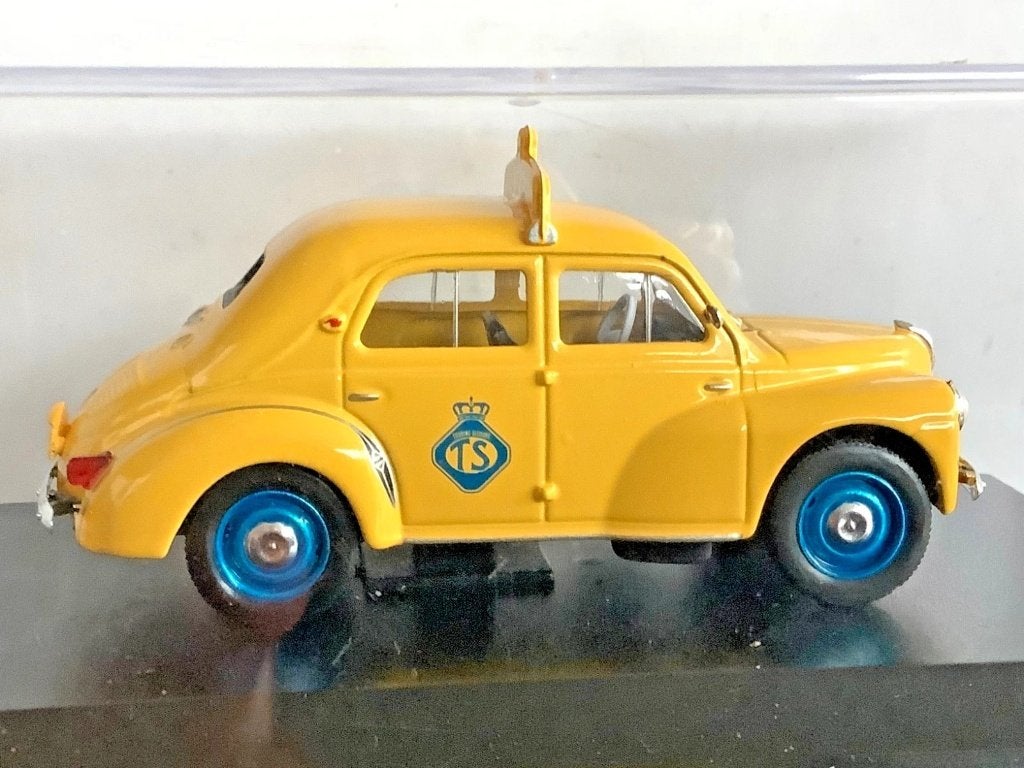 Renault 4 CV  1958  Eligor, Hobby en Vrije tijd, Modelauto's | 1:43, Ophalen of Verzenden, Nieuw, Auto, Overige merken
