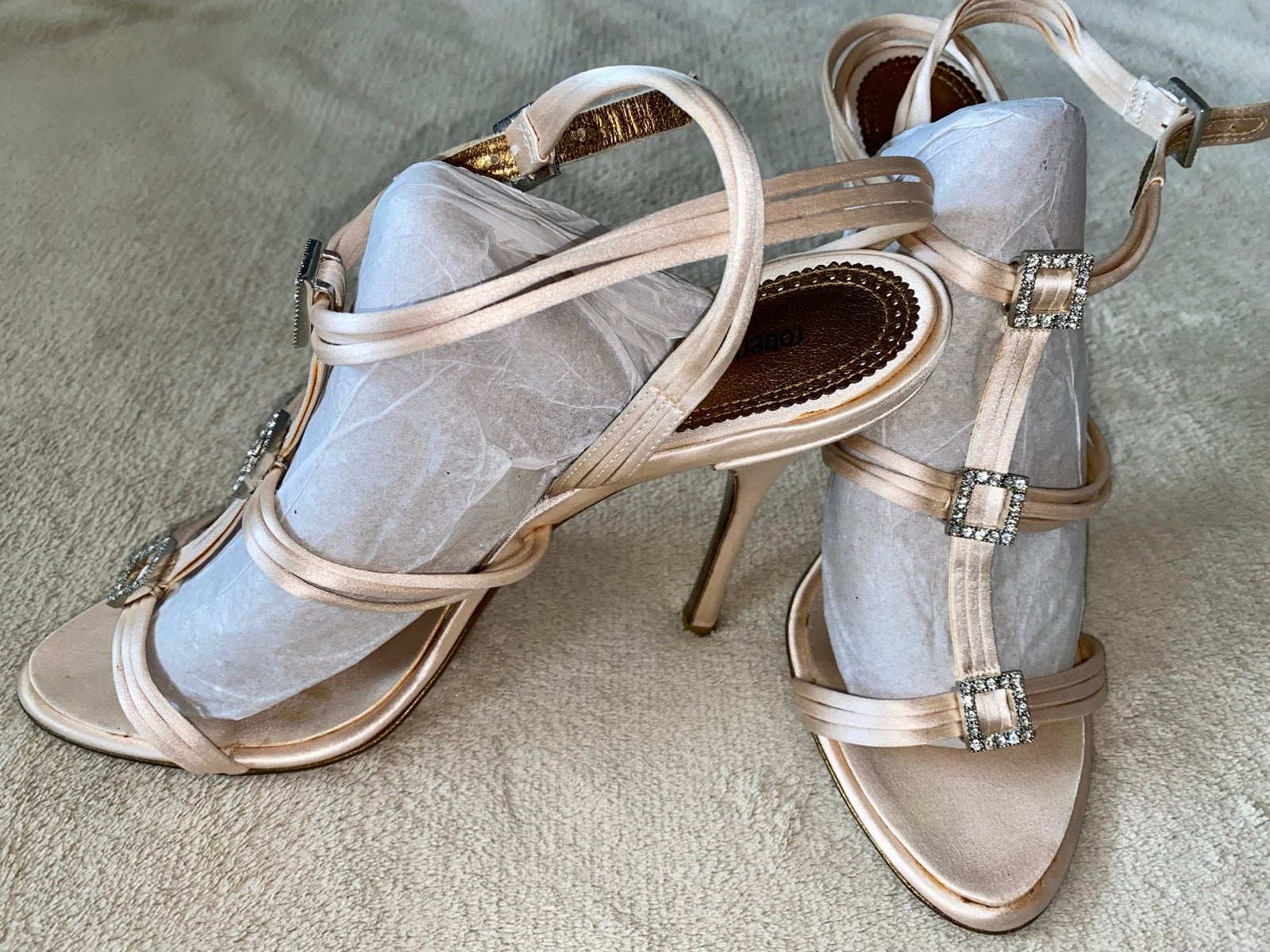 Roberto Cavalli Sandalen met Hakken en Strass - Maat 40, Kleding | Dames, Ophalen of Verzenden, Gedragen, Beige, Sandalen of Muiltjes