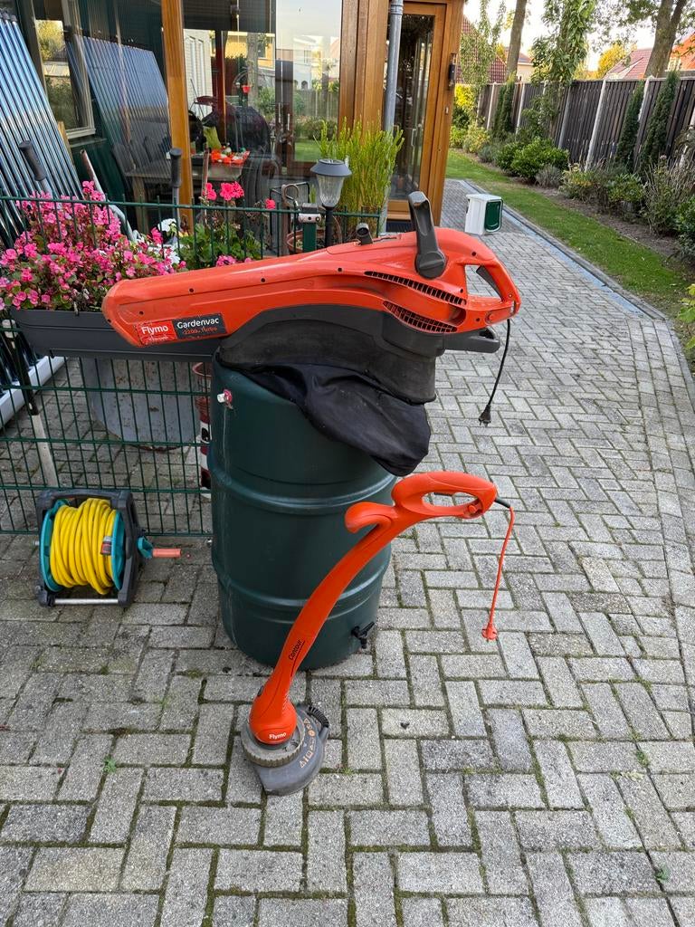Flymo Bladblazer en Grastrimmer Set - Elektrisch, Tuin en Terras, Ophalen, Zo goed als nieuw, Elektrisch