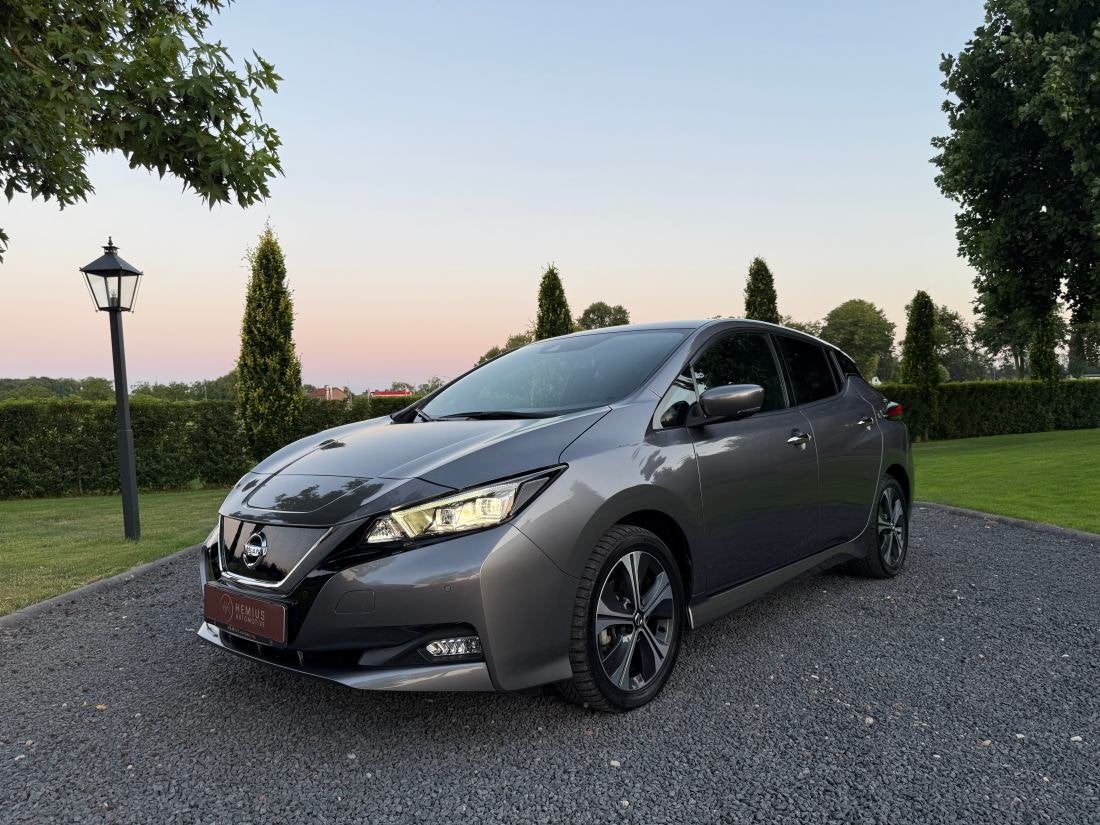 Nissan LEAF e+ N-Connecta 40 kWh - 96% SOH | 360 Camera |, Auto's, Nissan, Automaat, Stof, Gebruikt, 150 pk