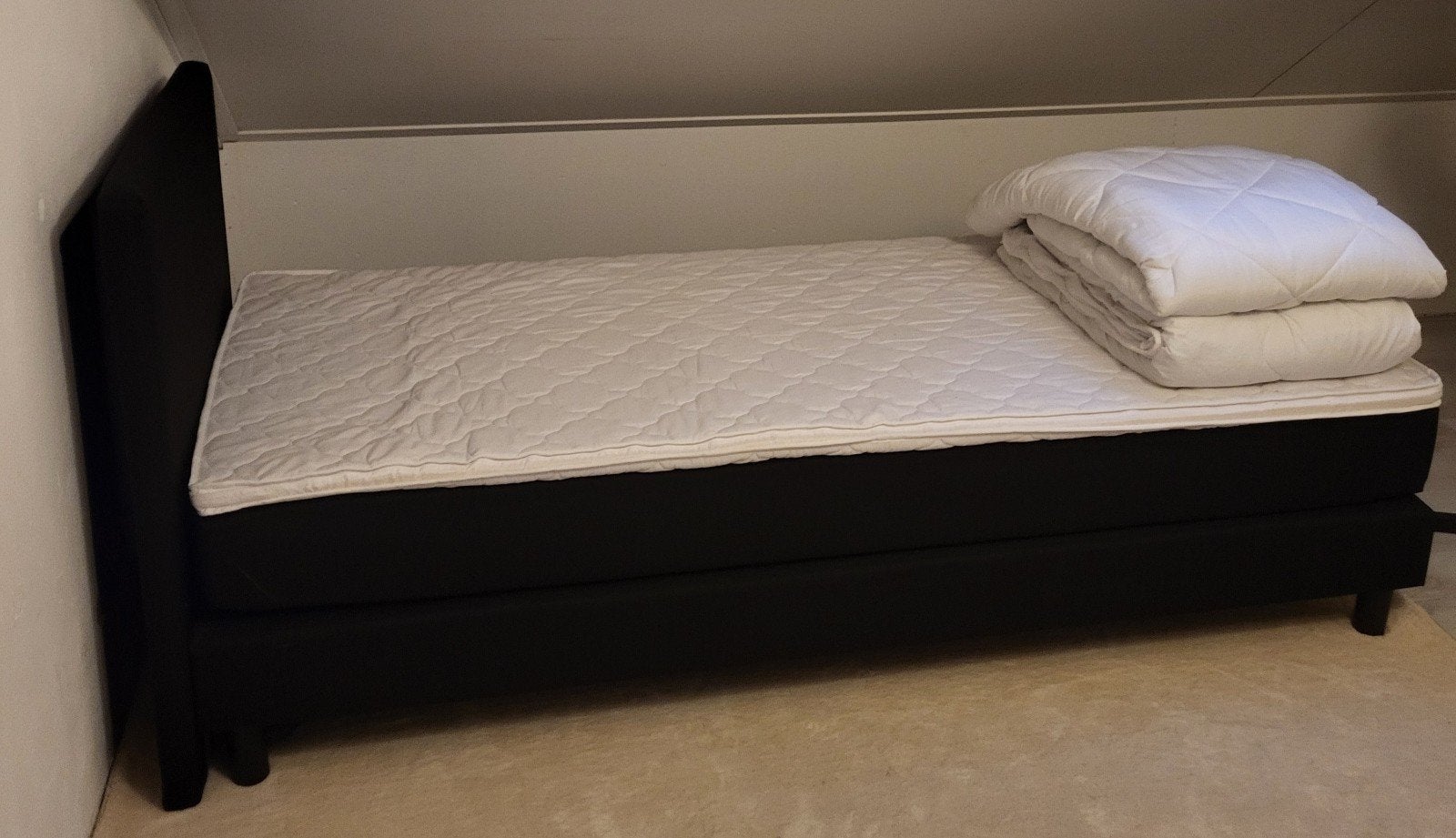 Boxspring nieuw,1 persoons met achterwand, Ophalen, Nieuw, Tweepersoons
