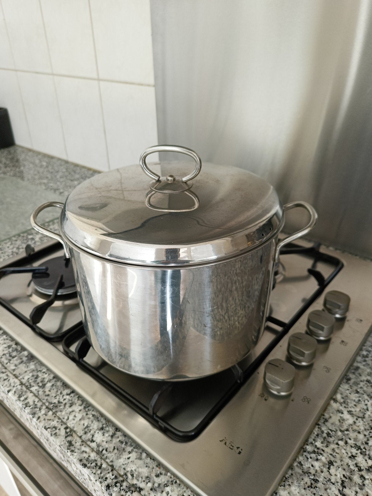 Grote soeppan, Ophalen, Met deksel, Zo goed als nieuw, Rvs