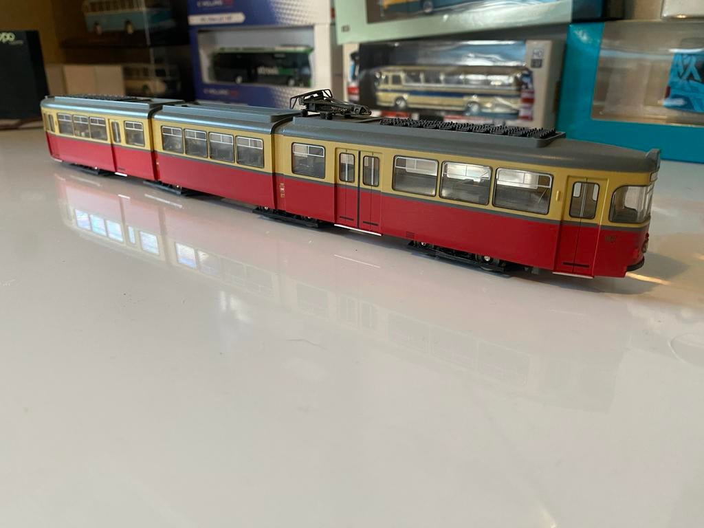 Modeltram - Gedetailleerd model van een tram, Gelijkstroom of Wisselstroom, Overige typen, Zo goed als nieuw, Ophalen