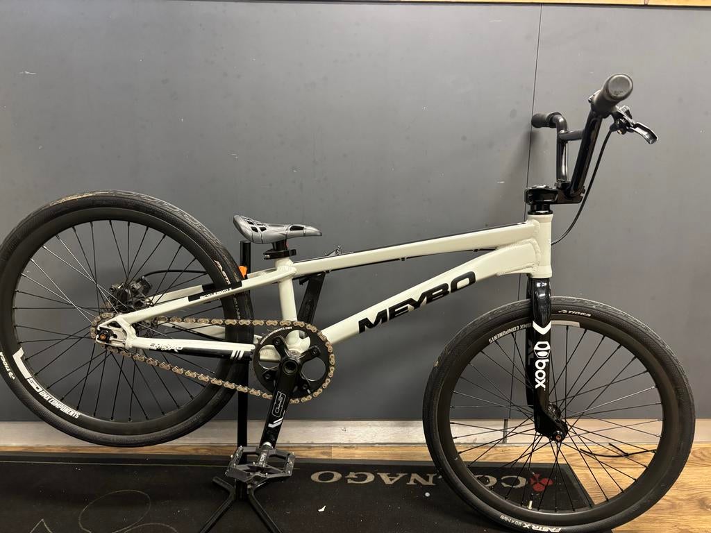 Meybo Expert BMX Racefiets - Zo goed als nieuw, Fietsen en Brommers, Fietsen | Crossfietsen en BMX, Zo goed als nieuw, 20 tot 24 inch