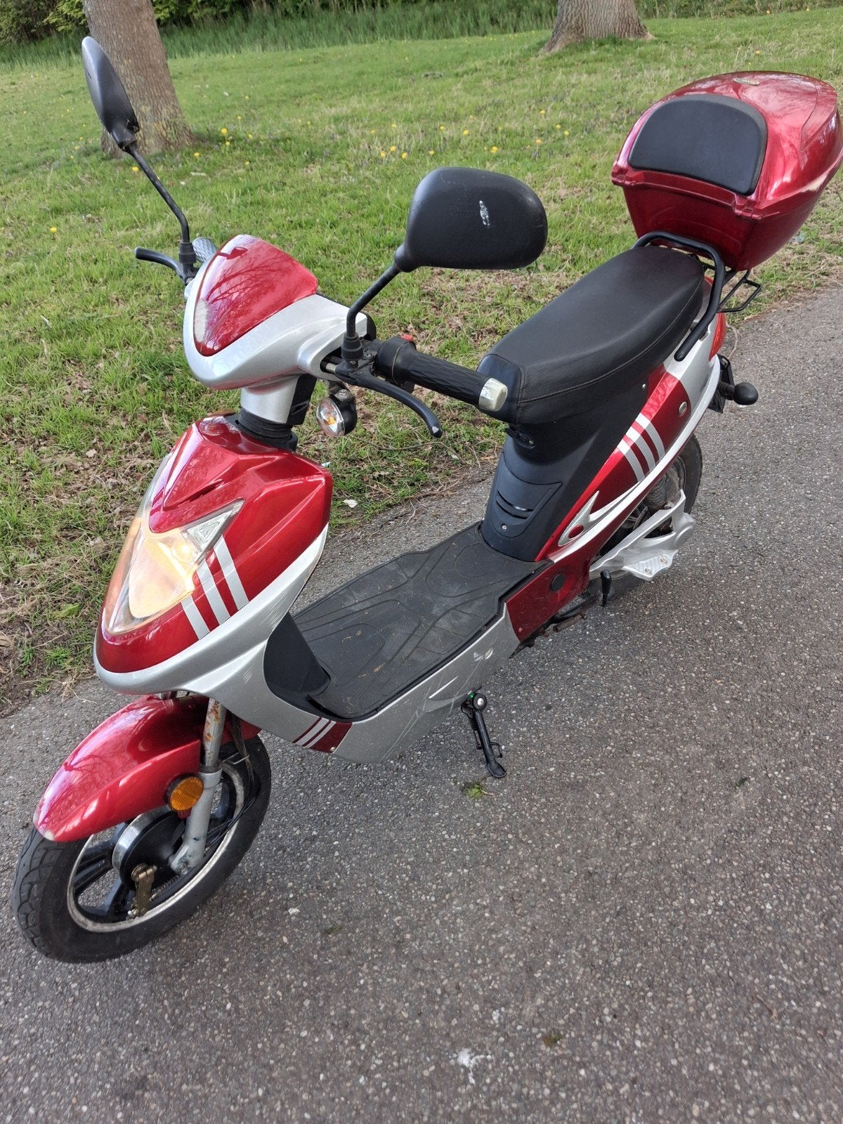 Elektrische scooter SGM-380 - z.g.a.n. met alarm geel kentek, Ophalen, Zo goed als nieuw, Elektrisch, Overige merken