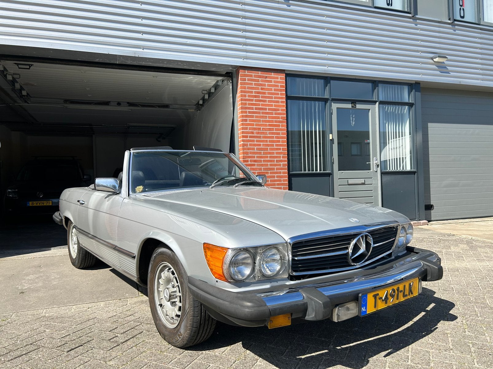 Mercedes-Benz R107 380SL 1982 in zeer goede staat., Automaat, Cabriolet, 1516 kg, 3839 cc