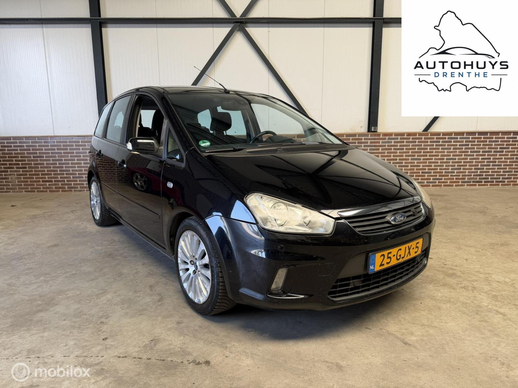Ford C-Max 1.8-16V Titanium Flexifuel Nieuwe APK, Auto's, Voorwielaandrijving, Gebruikt, Zwart, 4 cilinders