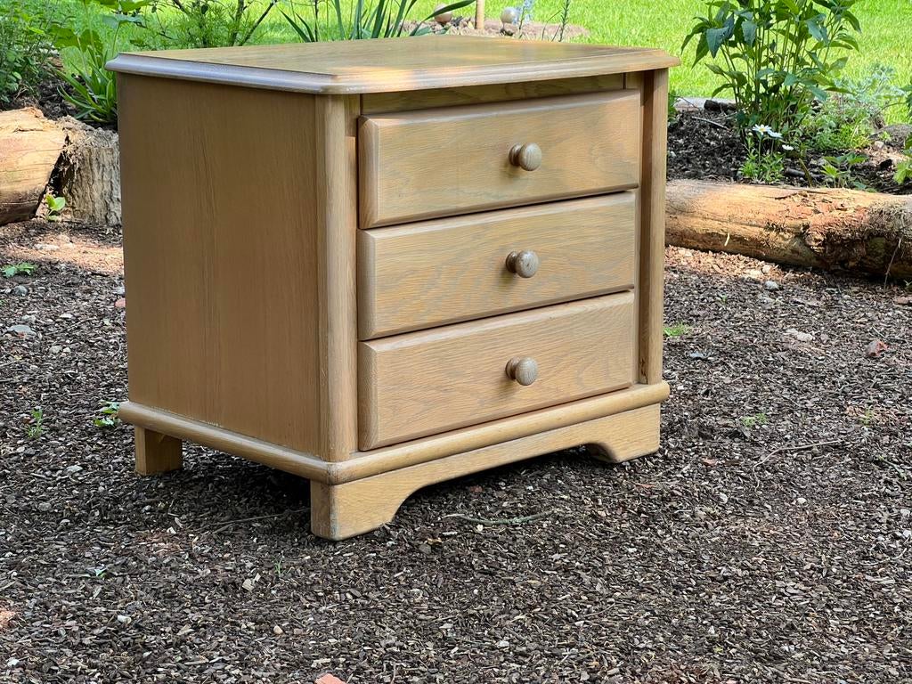 landelijke nachtkast / commode, Ophalen, 50 tot 100 cm, Zo goed als nieuw, 3 of 4 laden