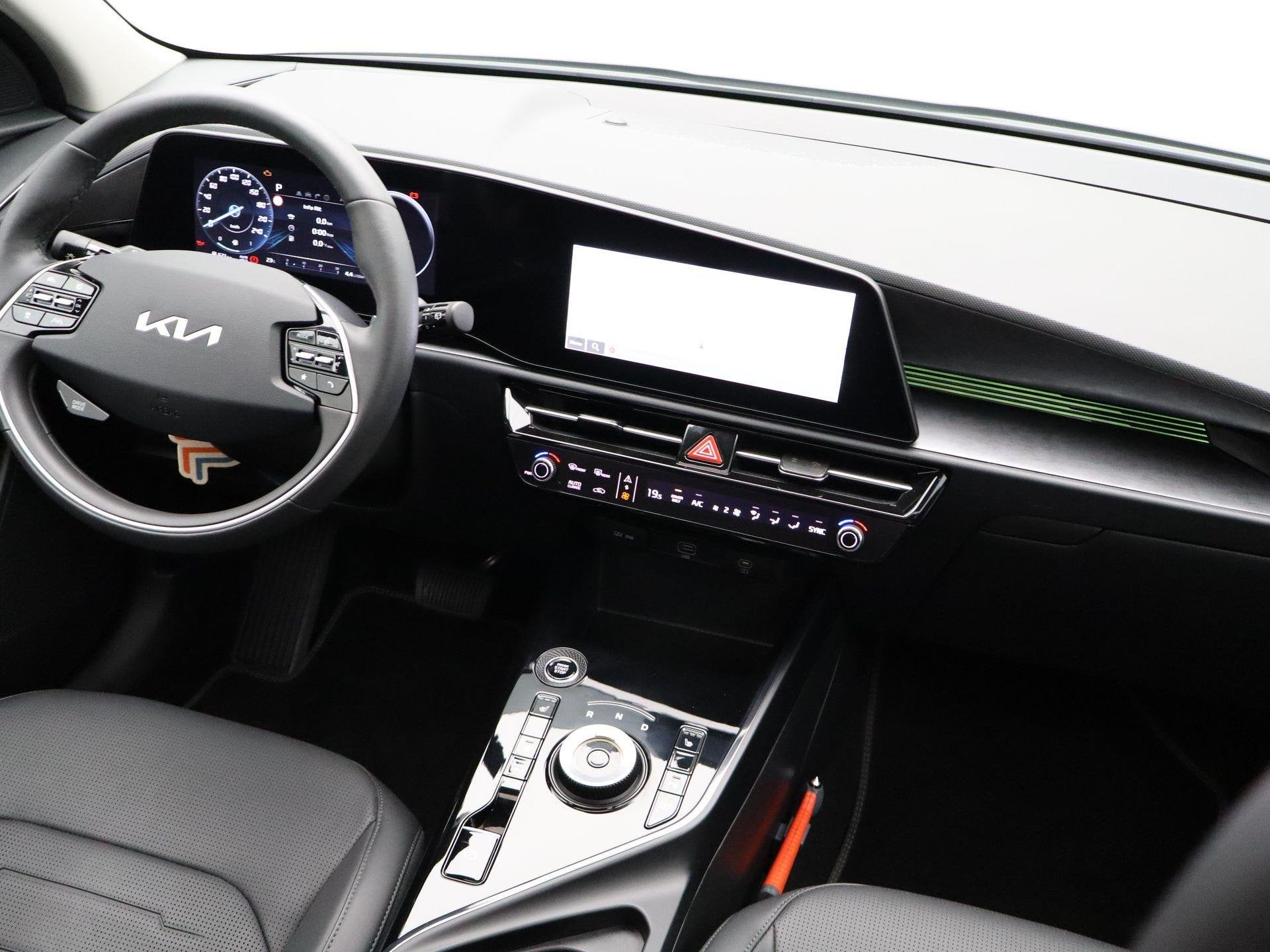 Foto 35 van Kia Niro 1.6 GDi Hybrid DynamicPlusLine Panorama | Stoel Stu