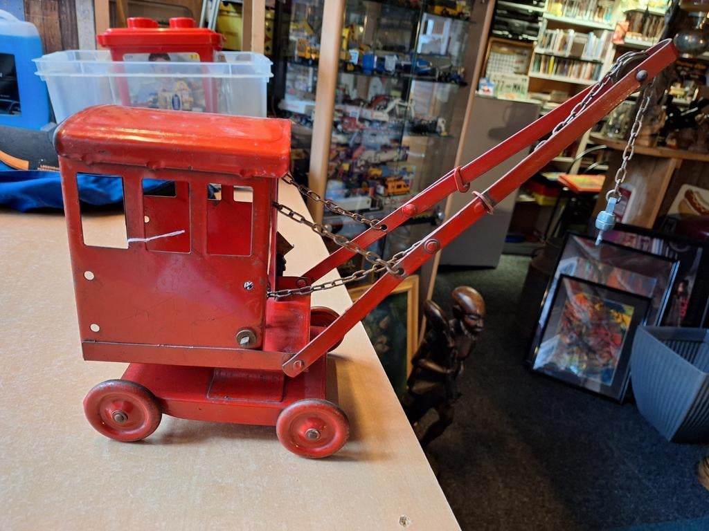 Vintage Tri-ang kraanwagen - Rood metalen speelgoed, Ophalen of Verzenden, Gebruikt