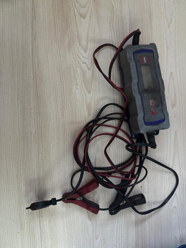 Ultimate Speed ULGD 3.8 A1 Acculader 12V/6V, Ophalen of Verzenden, Gebruikt, Universele onderdelen