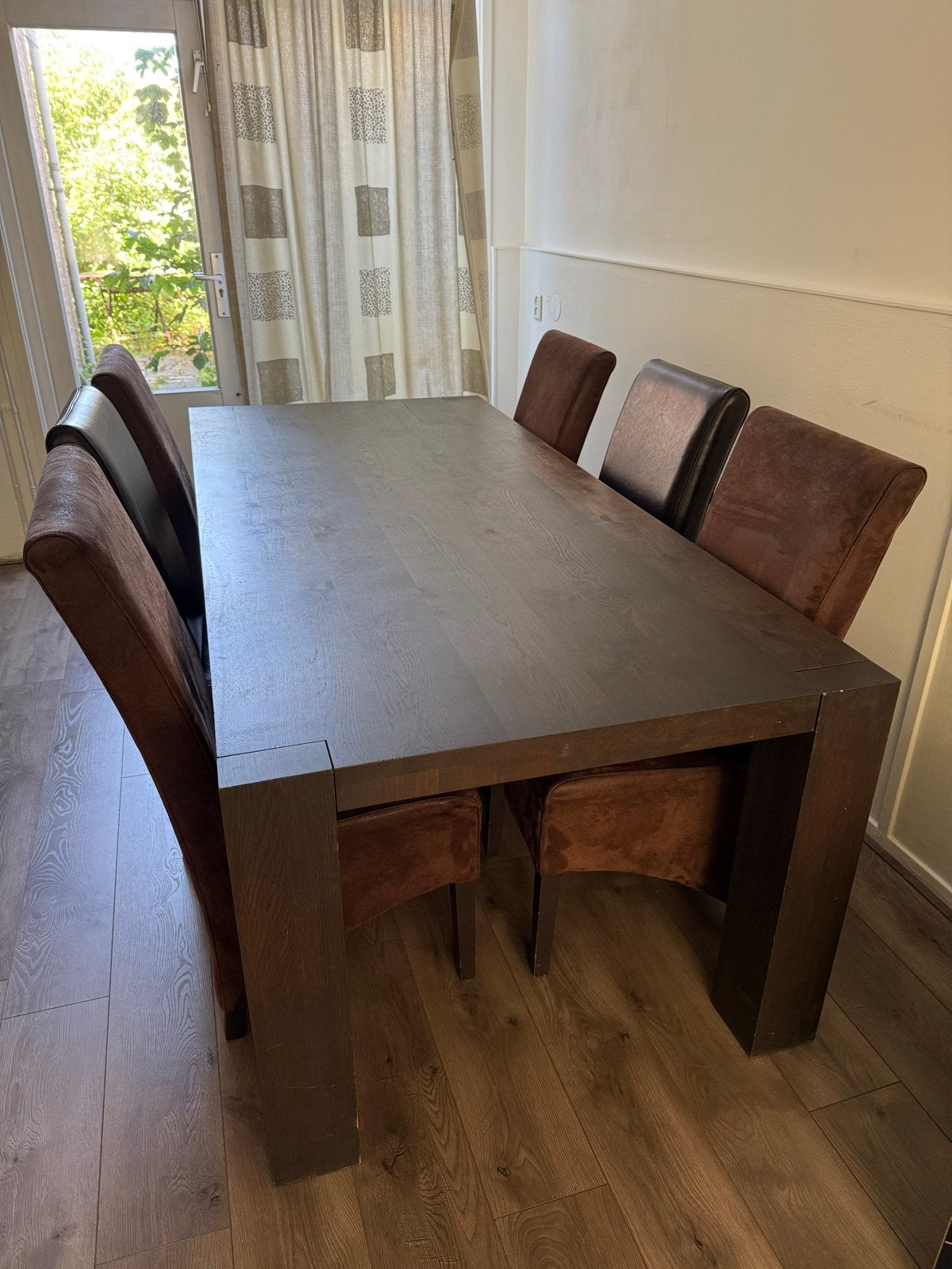 GRATIS - Eettafel (leer/suède), Huis en Inrichting, Tafels | Eettafels, Ophalen, Gebruikt, 100 tot 150 cm, 200 cm of meer