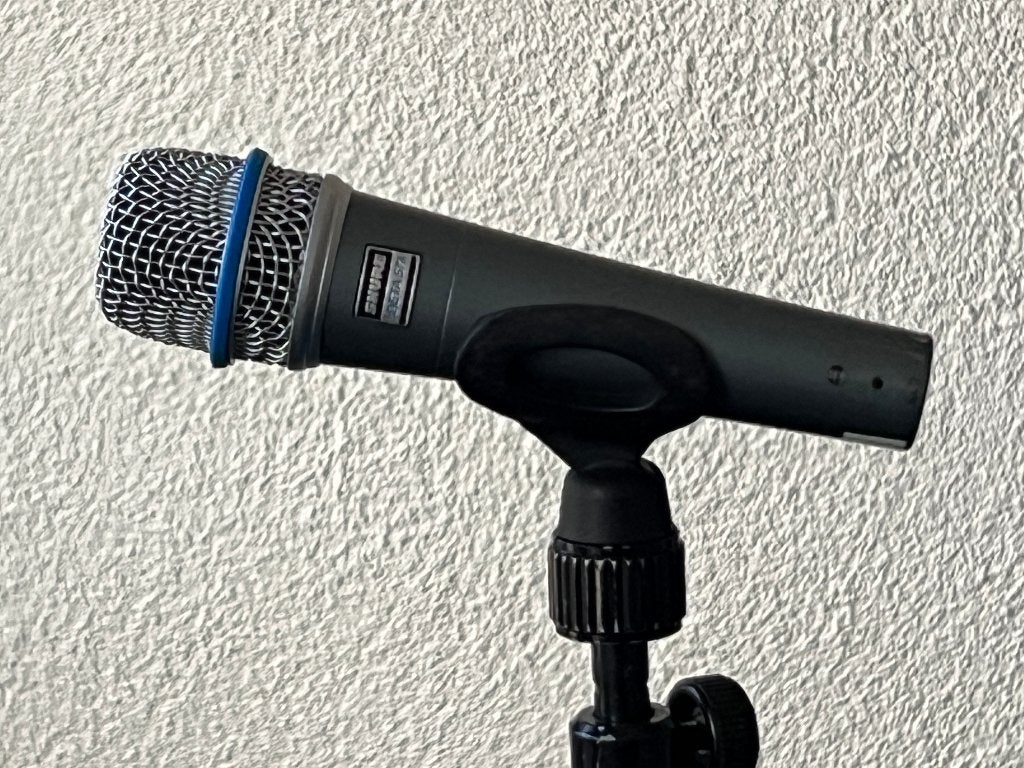 Shure Beta 57, Ophalen, Gebruikt, Instrumentmicrofoon