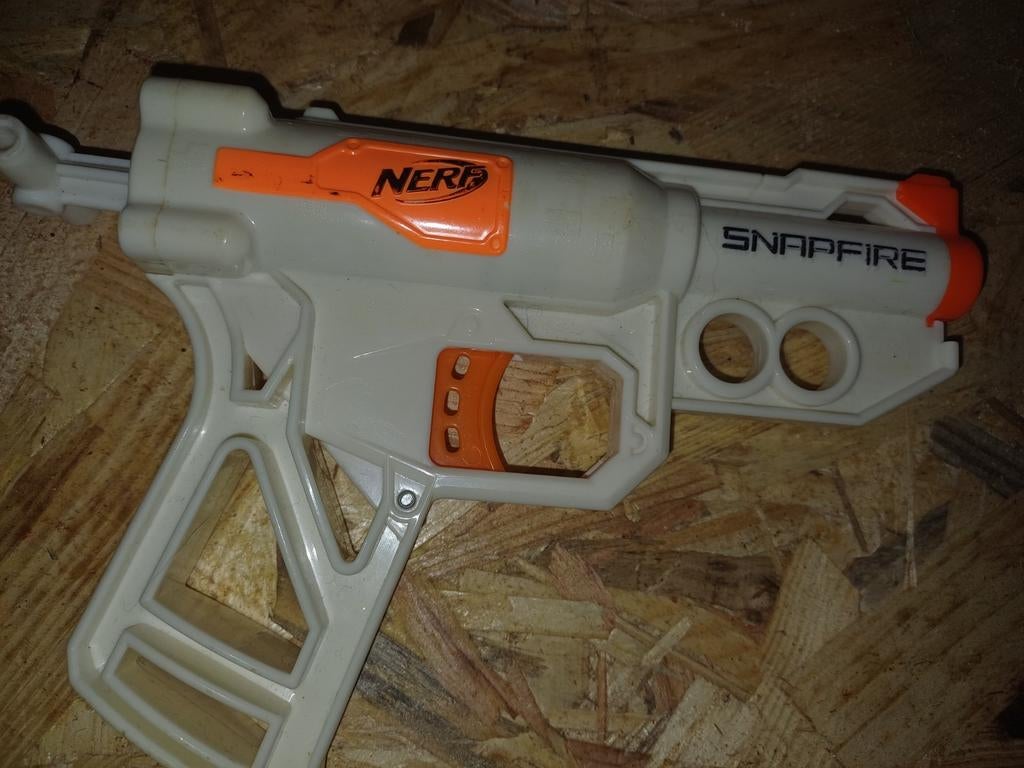 Nerf Snapfire speelgoedpistool, Kinderen en Baby's, Speelgoed | Overig, Ophalen of Verzenden