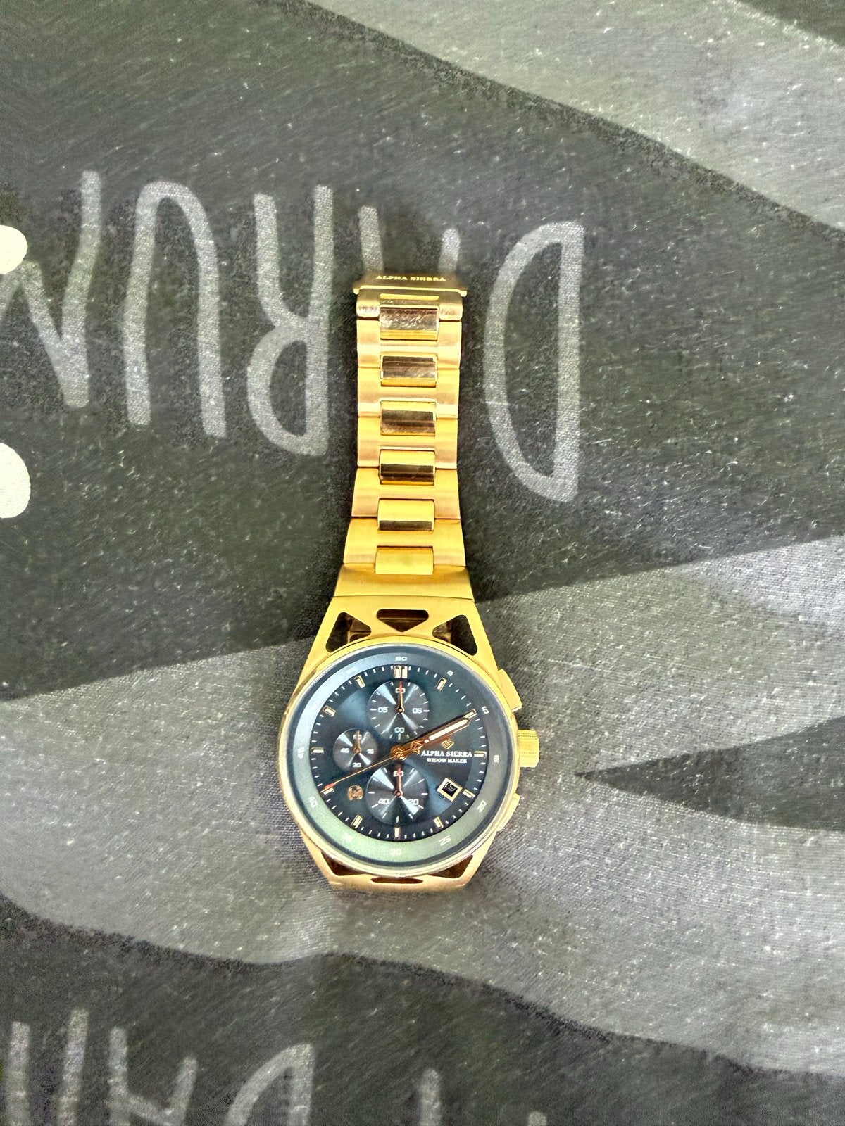Alpha Sierra Widowmaker Horloge Goudkleurig, Ophalen of Verzenden, Overige materialen, Polshorloge, Overige merken
