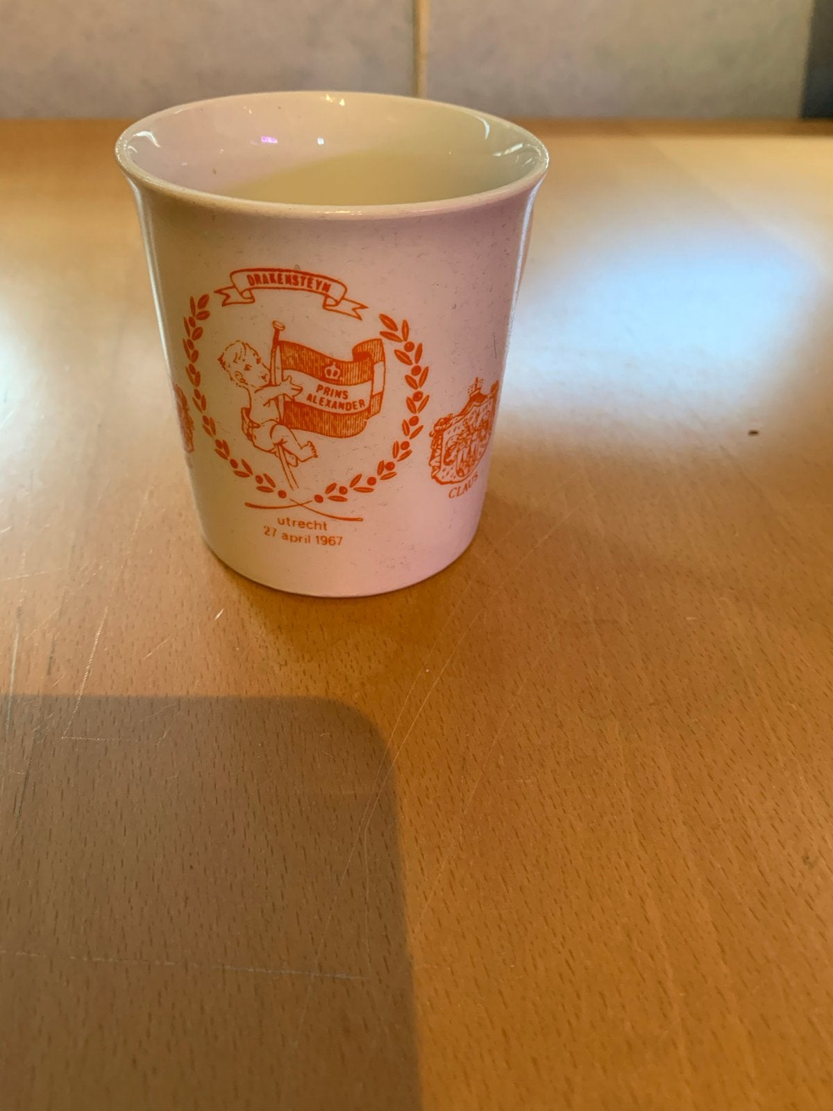 Vintage Beker Prins Alexander Geboorte 1967 Utrecht Drakenst, Ophalen of Verzenden, Gebruikt, Nederland, Servies