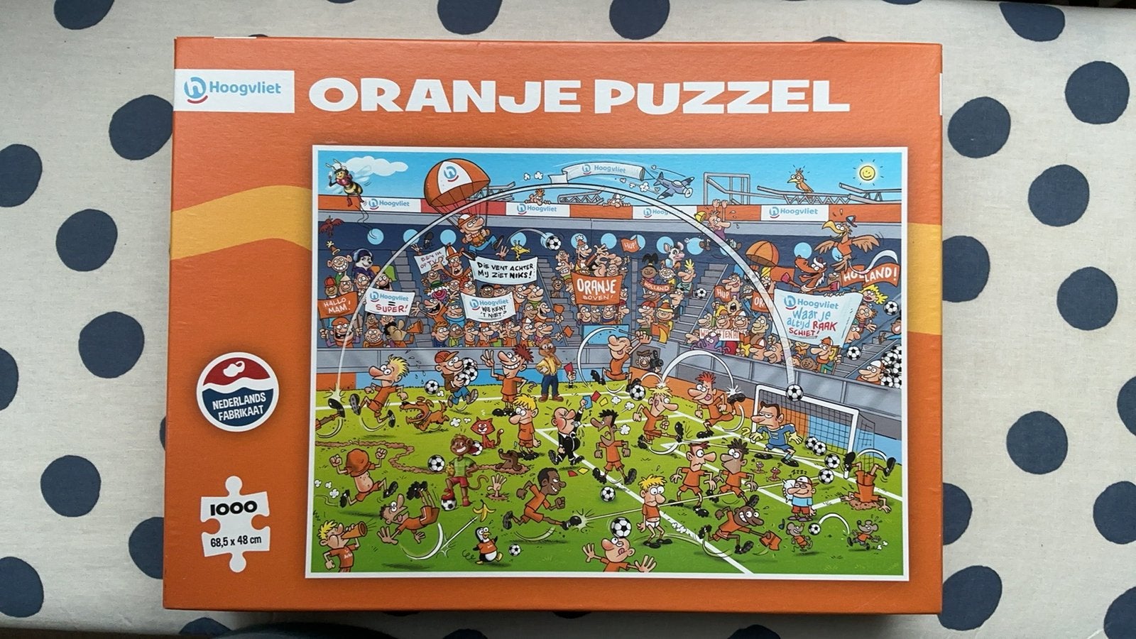 Puzzel-voetbal-oranje-cartoon 1000 stukjes, Ophalen of Verzenden, 500 t/m 1500 stukjes