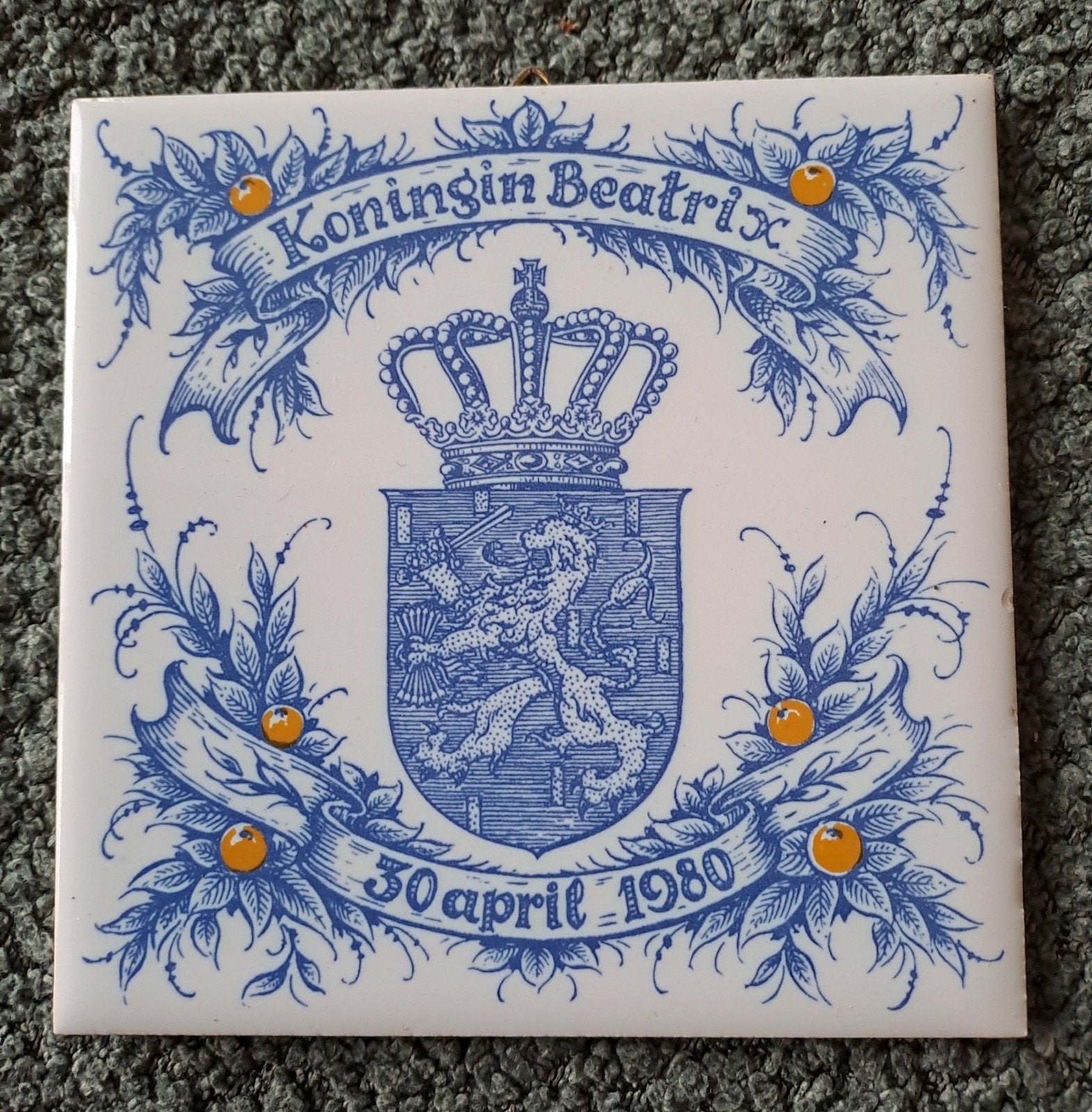 Tegel Koningin Beatrix 1980, Ophalen of Verzenden, Zo goed als nieuw, Nederland, Overige typen