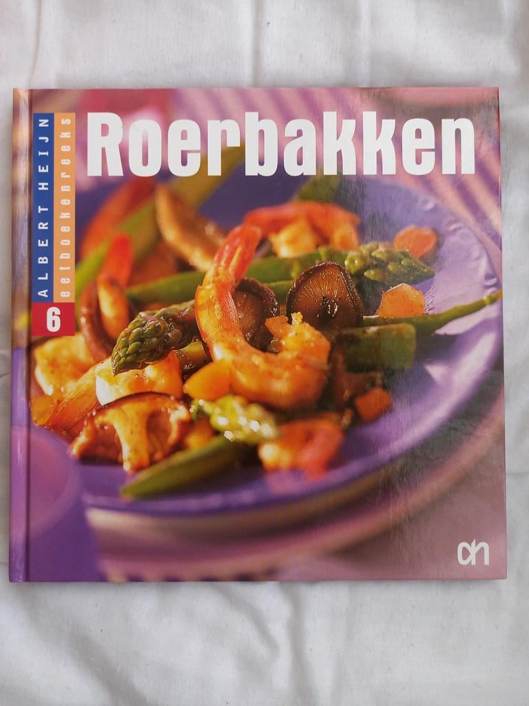 h17 Albert Heijn Roerbakken kookboek, Ophalen of Verzenden, Zo goed als nieuw