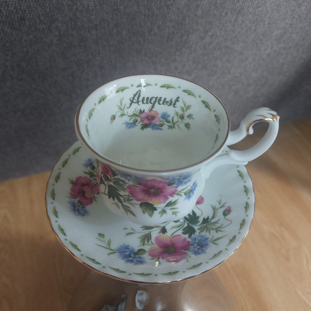 Kopje+schotel van August / Poppy van Royal Albert, Ophalen of Verzenden