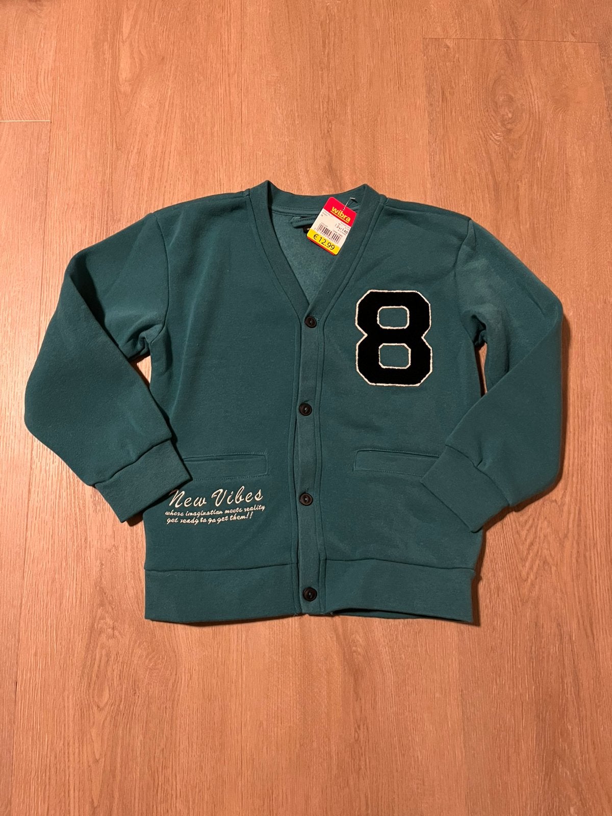 Vest jongen maat 134 / 140 nieuw met kaartje, Kinderen en Baby's, Ophalen of Verzenden, Nieuw, Jongen, Trui of Vest