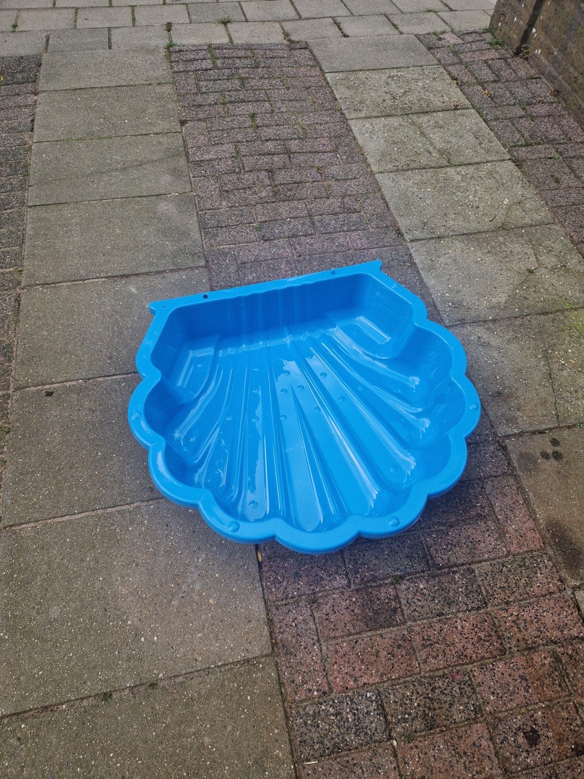 Blauwe schelp zandbak/zwembadje, Ophalen, Gebruikt