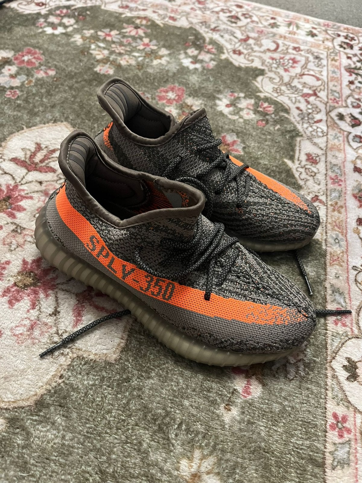 Yeezy, Ophalen of Verzenden, Zo goed als nieuw, Kleding, Overige merken