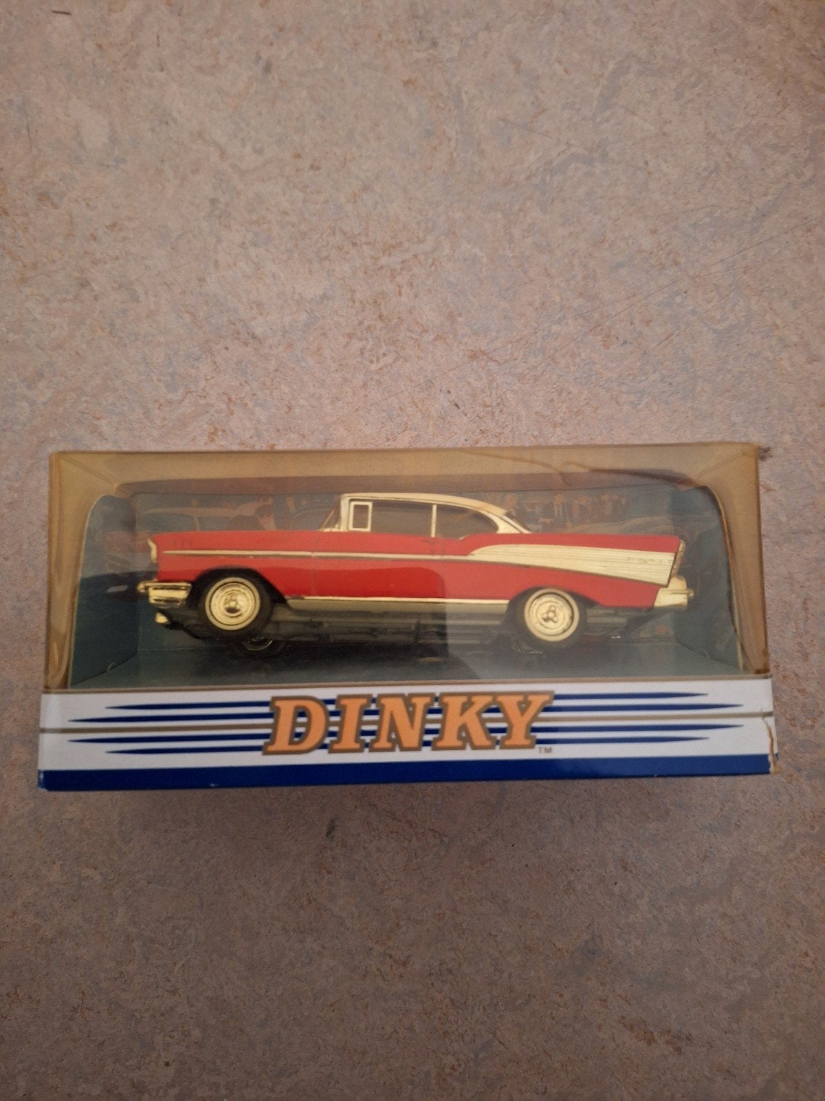 Dinky Toys Chevrolet Bel Air 1957 - Nieuw in doos, Hobby en Vrije tijd, Modelauto's | 1:43, Ophalen of Verzenden