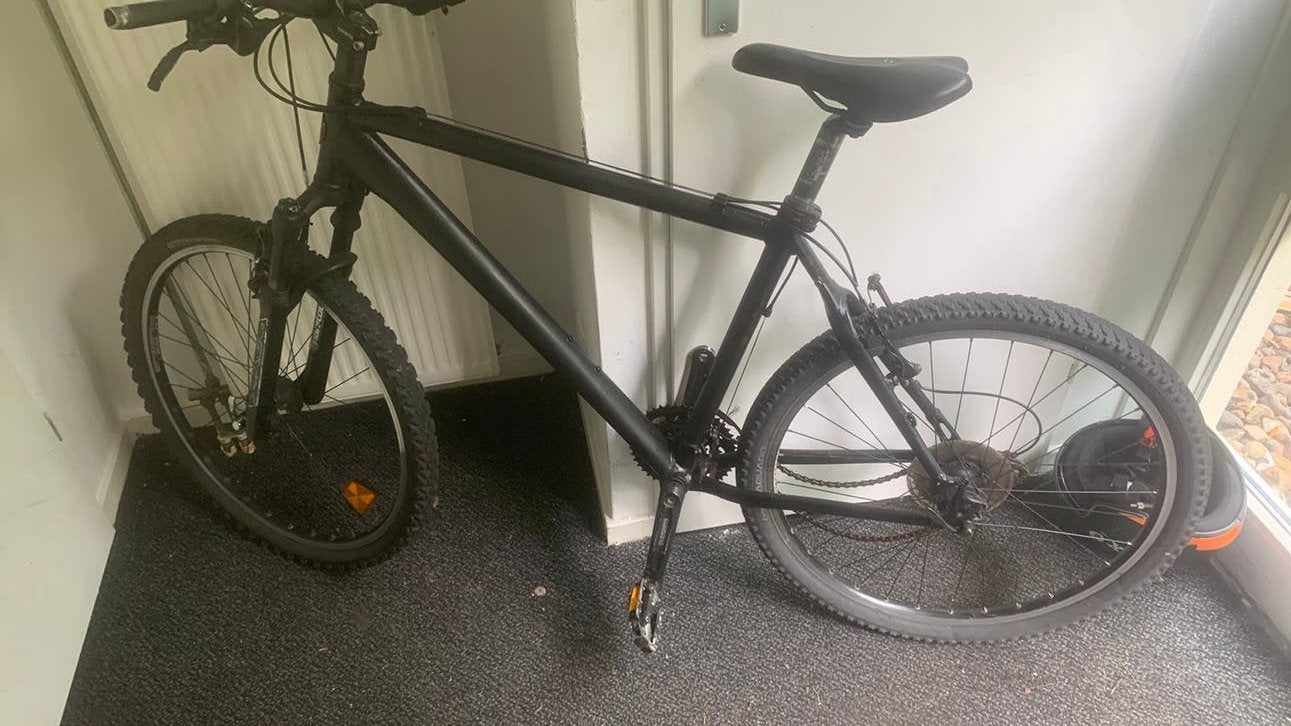 Zwarte mountainbike, gebruikt, Gebruikt, Hardtail, Heren, Schijfrem