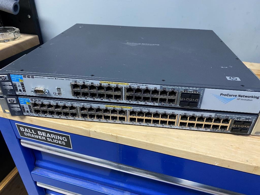 2 HP ProCurve Switches 3500yl met 10Gb Fiber, Ophalen, Gebruikt