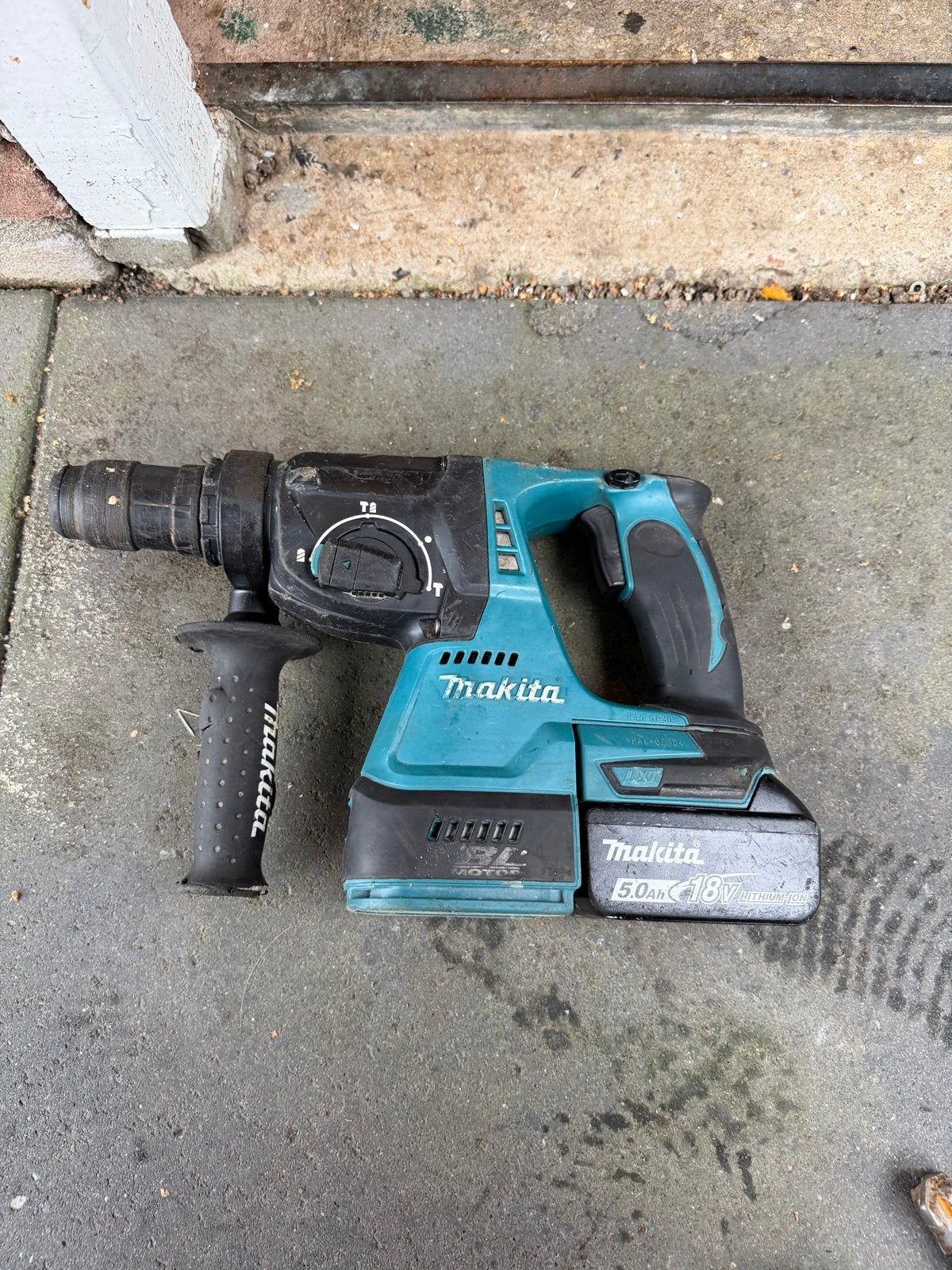 Makita DHR243 Boorhamer met 1 accu, Ophalen of Verzenden, Gebruikt, Boor- en/of Breekhamer, Klopboormechanisme