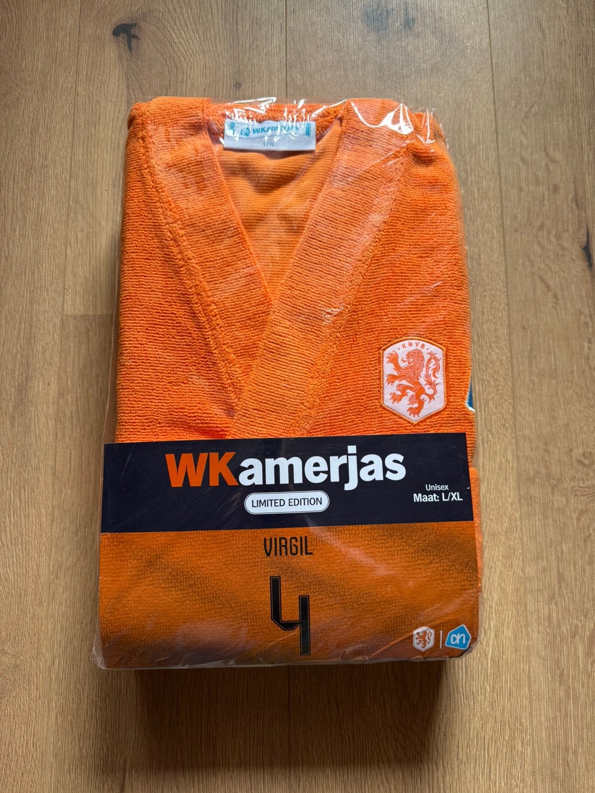 WK 2026 kamerjas (badjas) Virgil van Dijk L/XL, Ophalen of Verzenden, Nieuw
