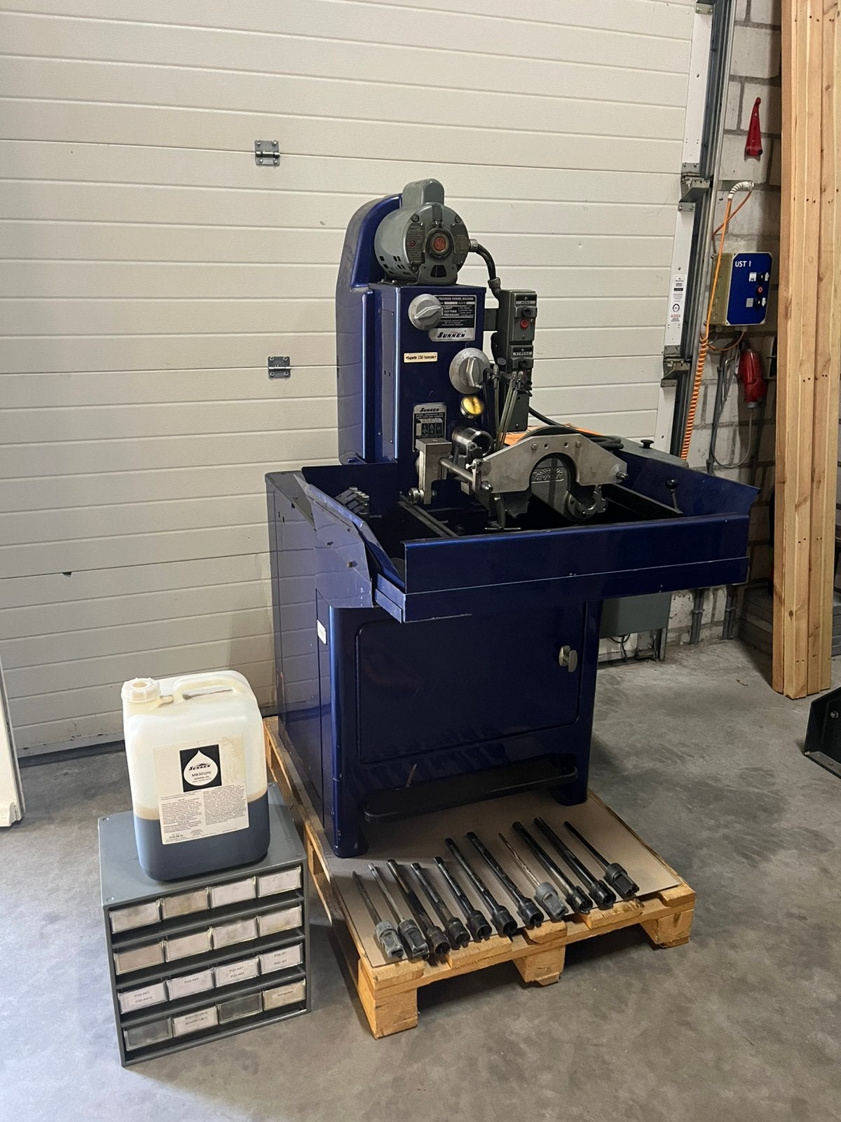 Sunnen MBB-1690 hoonmachine, Ophalen, Gebruikt, 1000 watt of meer, Overige typen