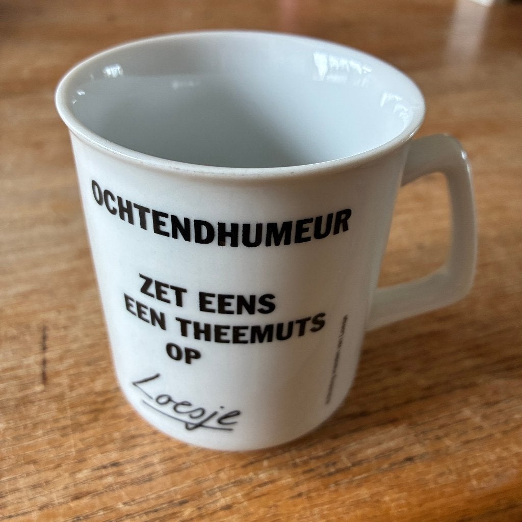 Loesje mok beker -  Ochtendhumeur zet eens een theemuts op, Ophalen of Verzenden, Zo goed als nieuw, Overige stijlen, Kop(pen) en/of Schotel(s)