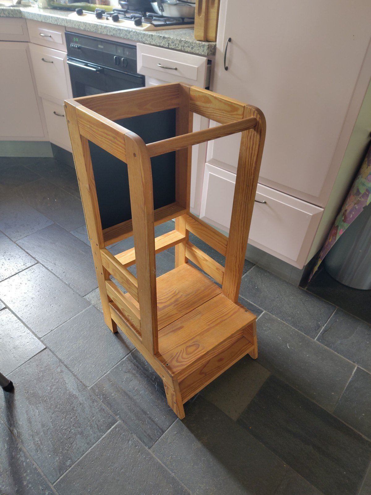 Meow Stevige houten keukenhulp met 3 standen, Ophalen, Gebruikt