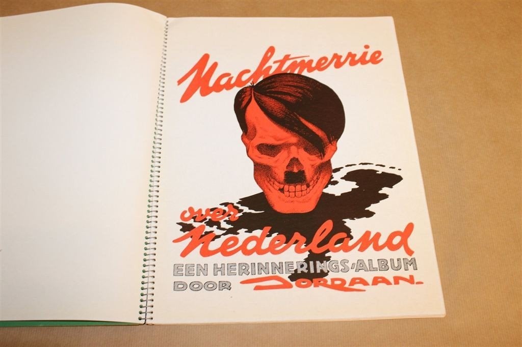 Nachtmerrie over Nederland — Karikaturen Bezetting 1945, Boeken, Ophalen of Verzenden, Tweede Wereldoorlog, Gelezen, Overige onderwerpen