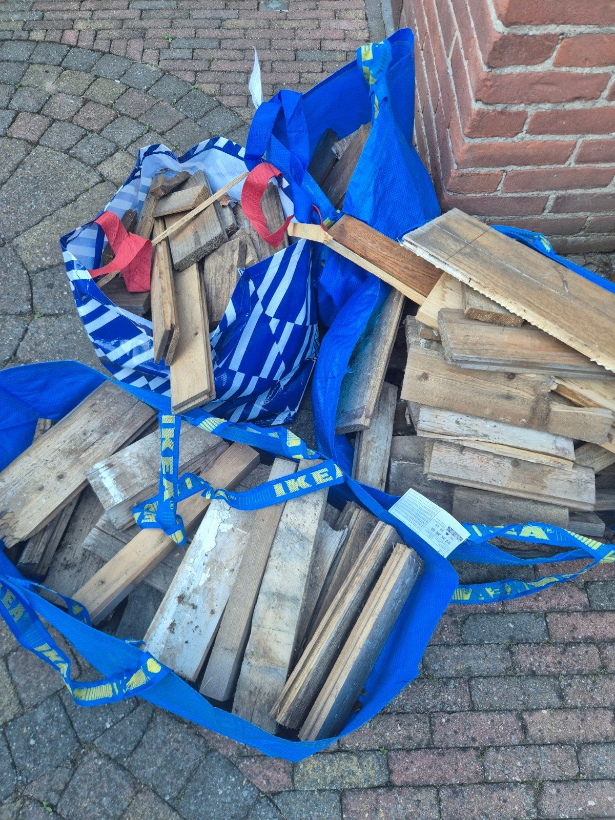 4 zakken hout voor vuurkorf of kachel, Minder dan 3 m³, Ophalen, Overige houtsoorten, Blokken