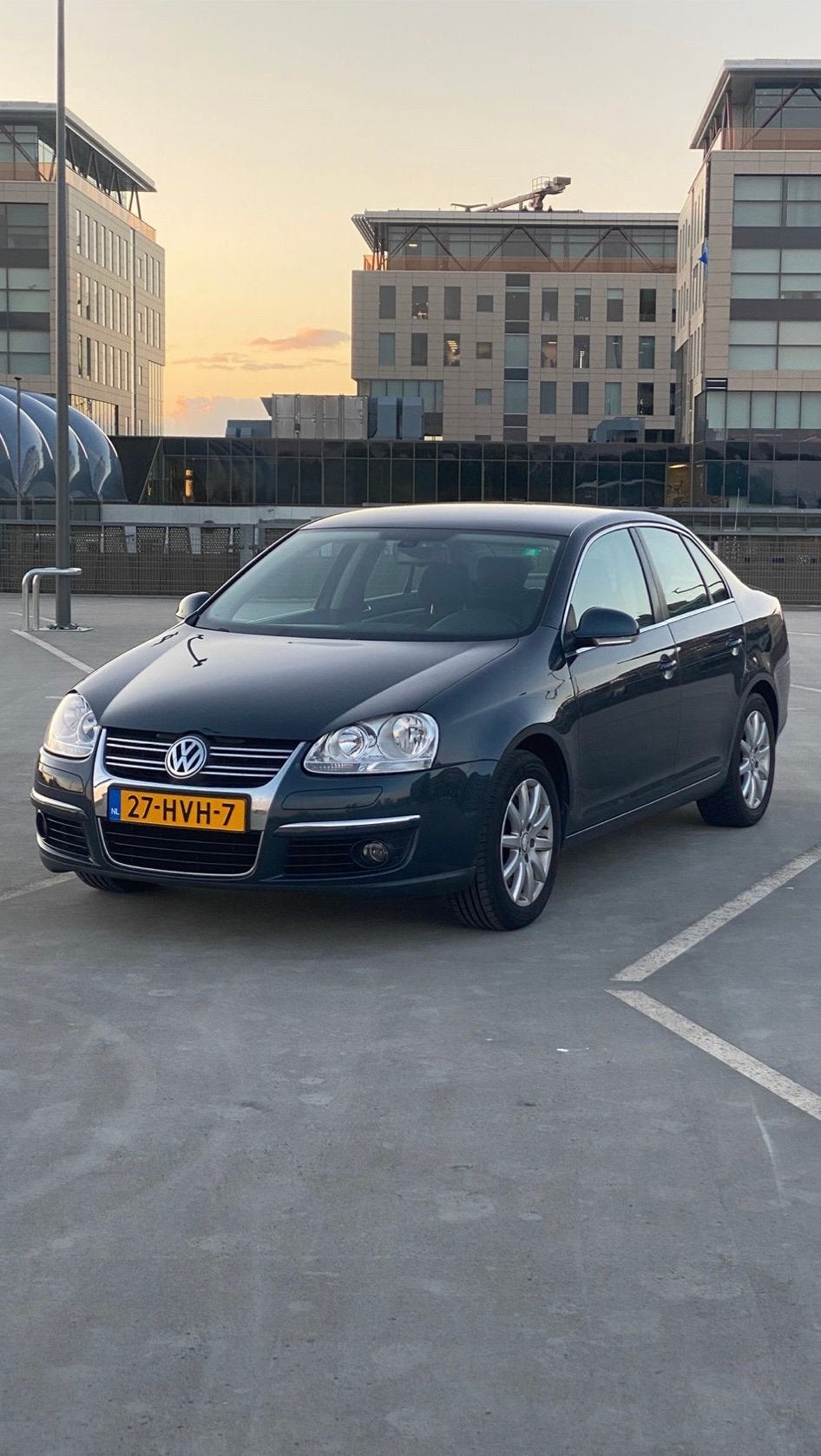 Volkswagen Jetta 1.4 TSI | 160 PK | 6-bak | Nieuwe APK, Auto's, Voorwielaandrijving, Dealer onderhouden, Zwart, 4 cilinders